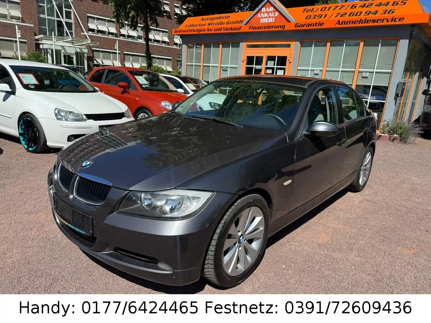 BMW 320 i Grijs - 1