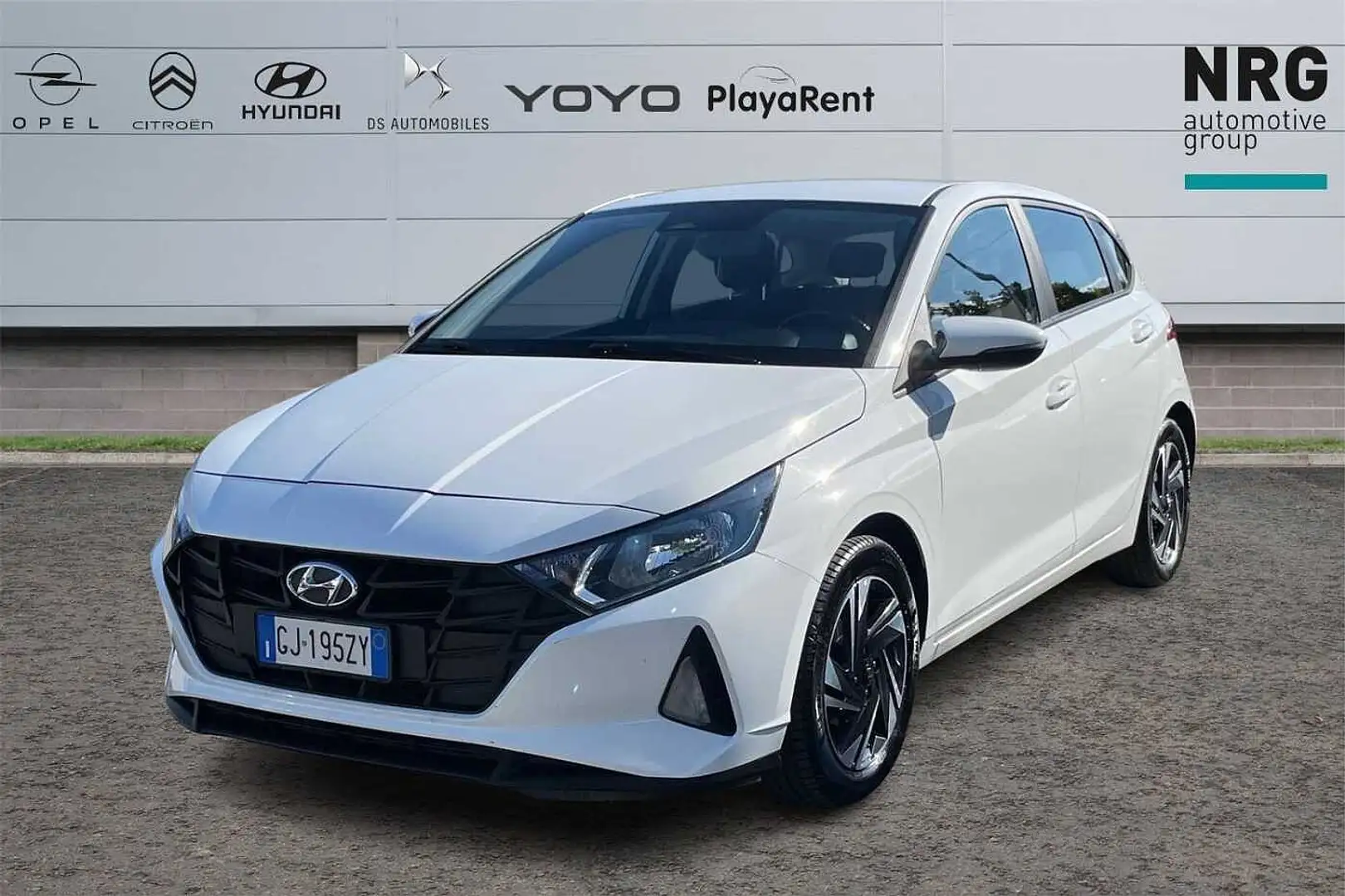 Hyundai i20 3ª serie 1.2 MPI MT Connectline Blanc - 1