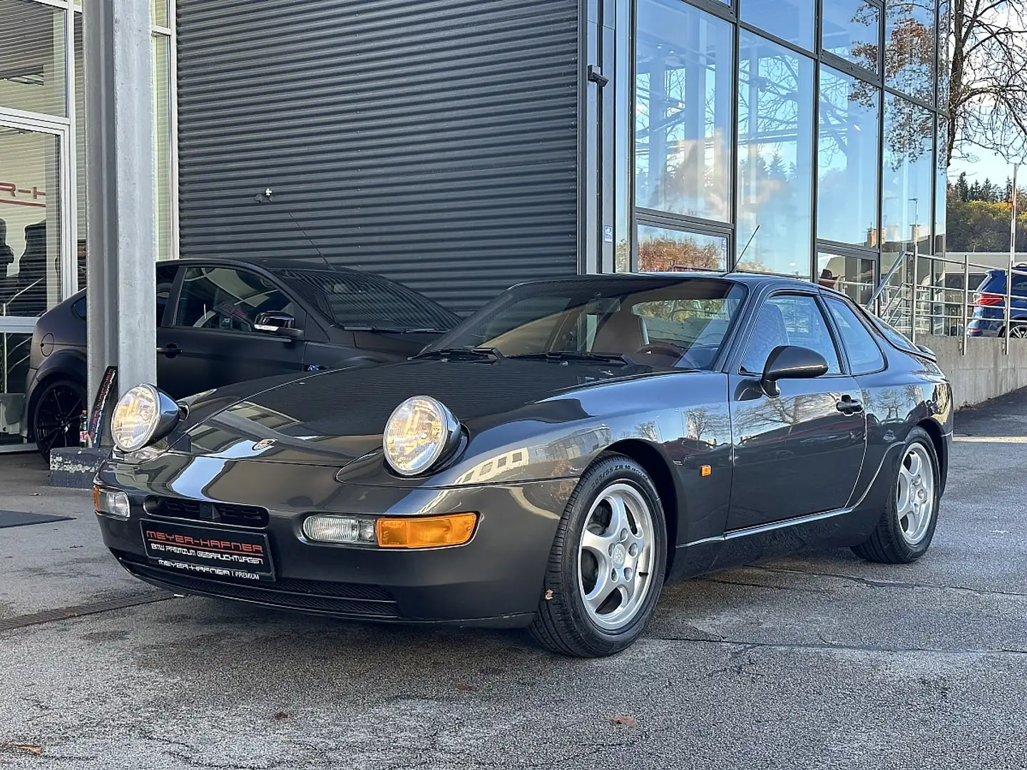 Porsche 968 Coupé nur 24.000km, 6Gang Schaltgetriebe, Klima... Grau - 2
