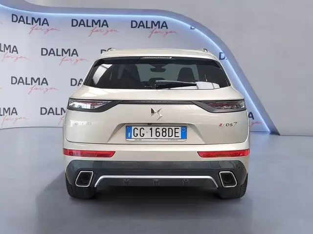 DS Automobiles DS 7 Crossback view 4