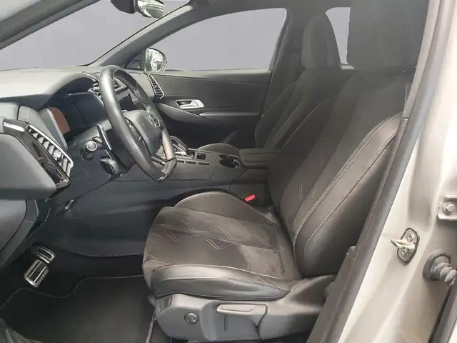 DS Automobiles DS 7 Crossback view 10