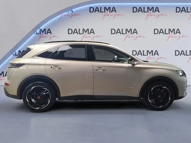 DS Automobiles DS 7 Crossback view 6