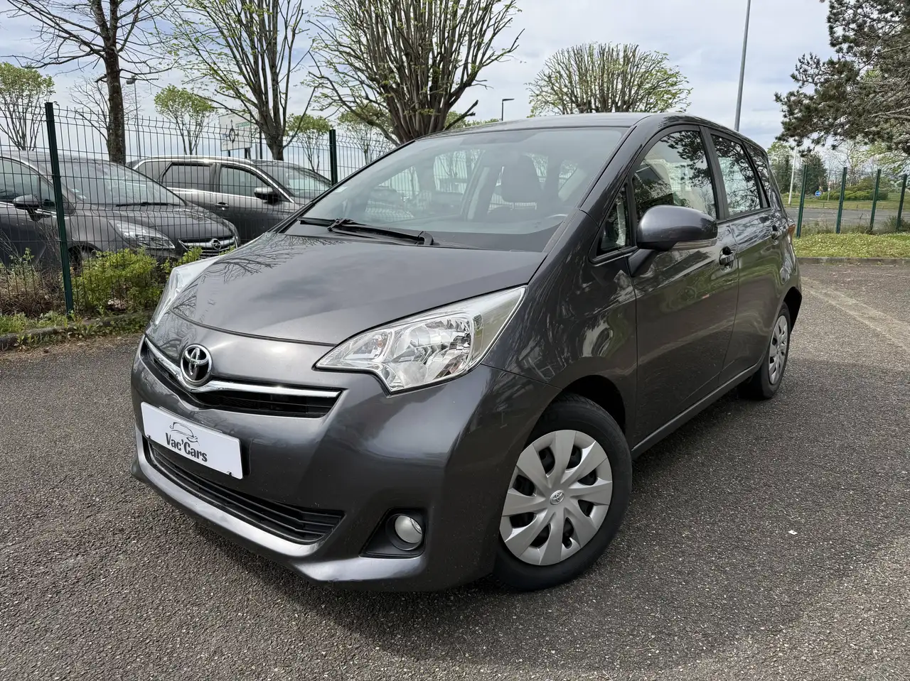 Toyota Verso-S 90 D-4D Lounge MMT