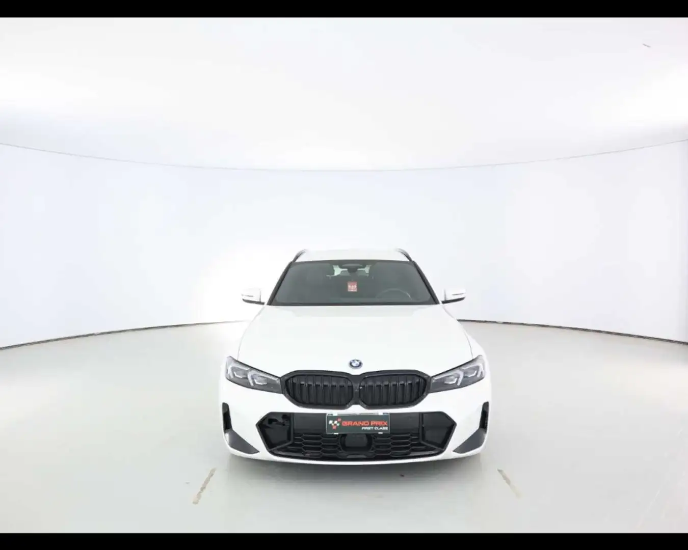 BMW 320 e Touring Msport - 1