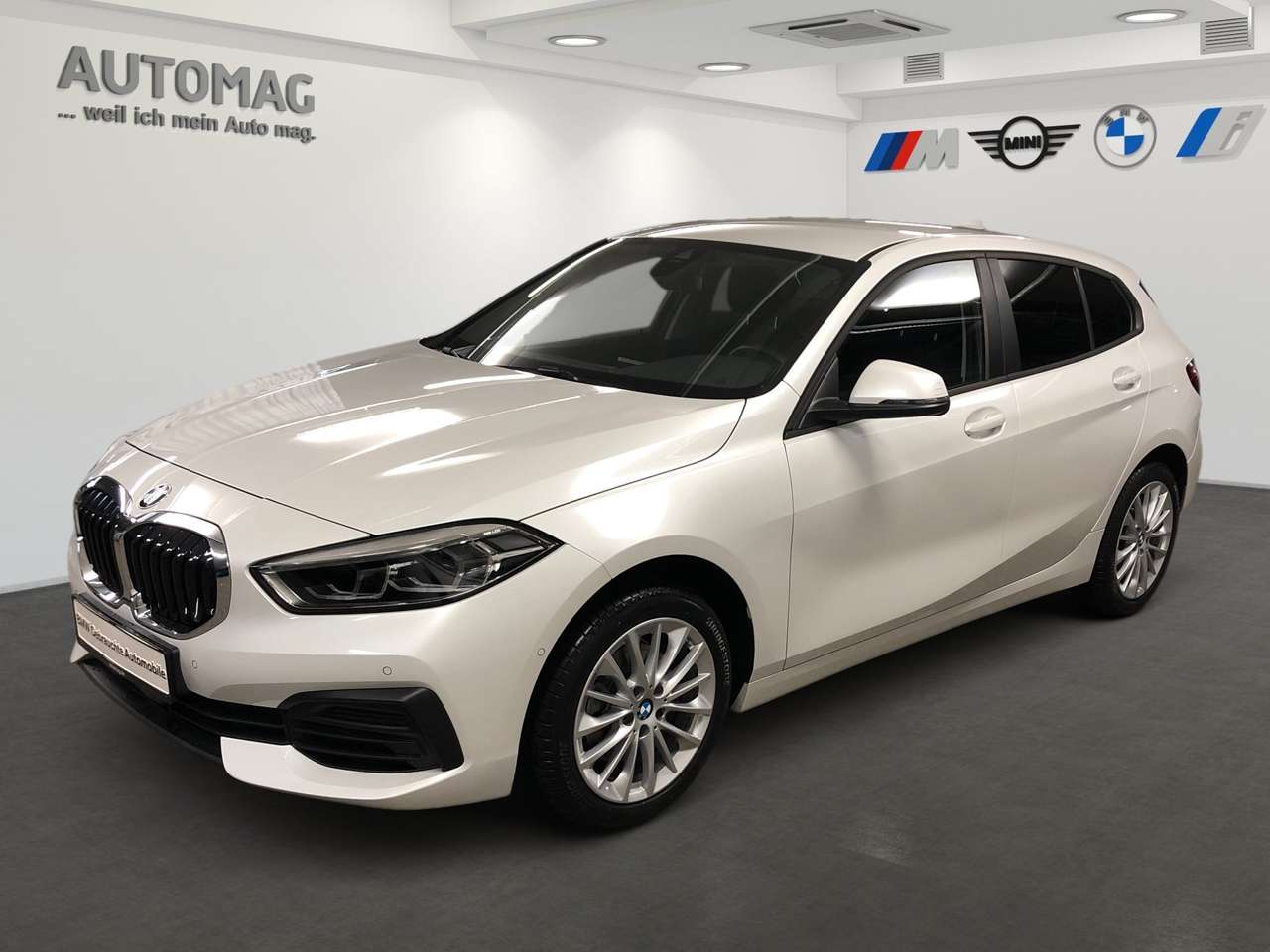 BMW 118 2023