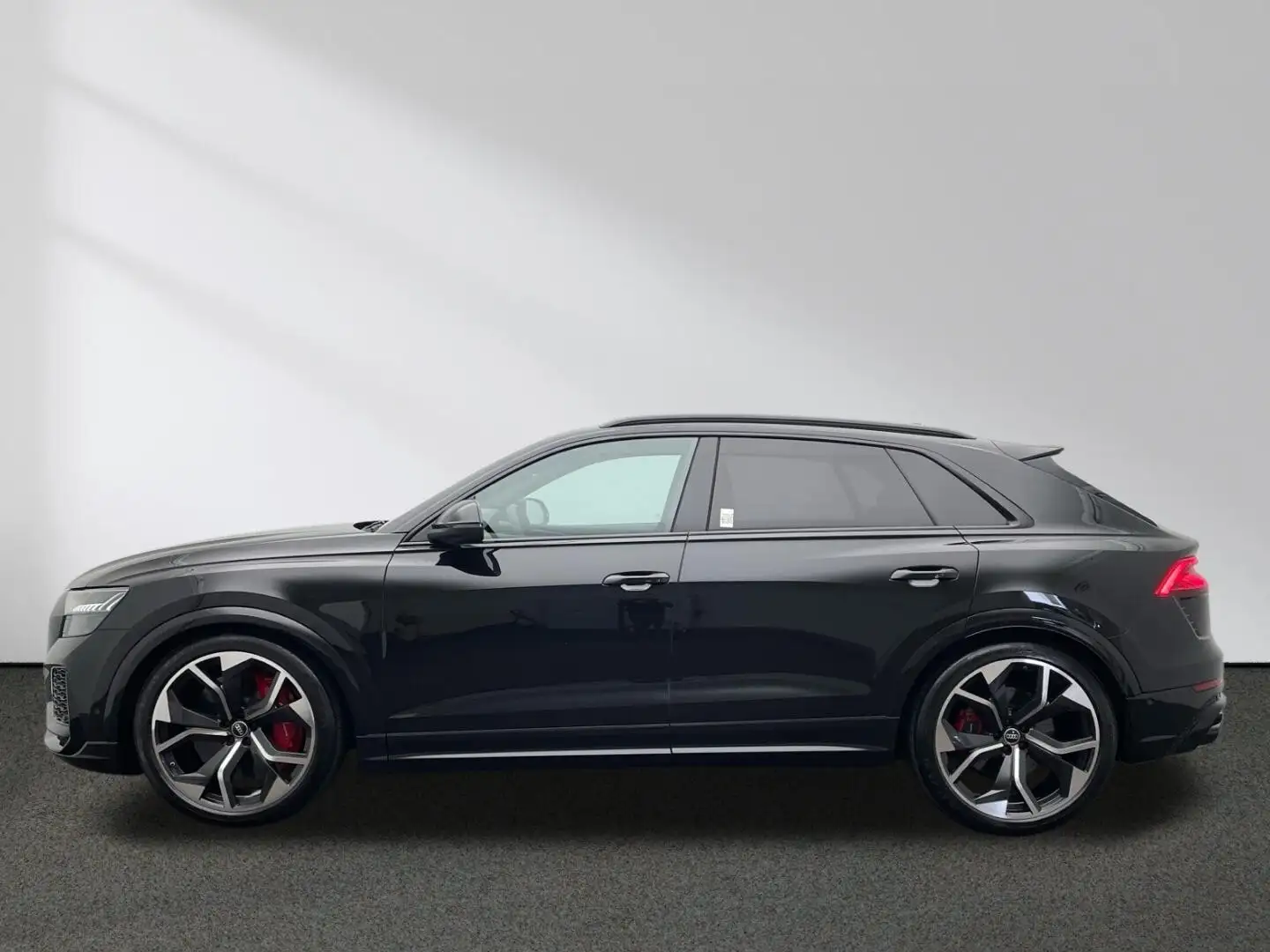 Audi RS Q8 4.0 TFSI quattro RS-Dynamikpaket plus Pano Schwarz - 2