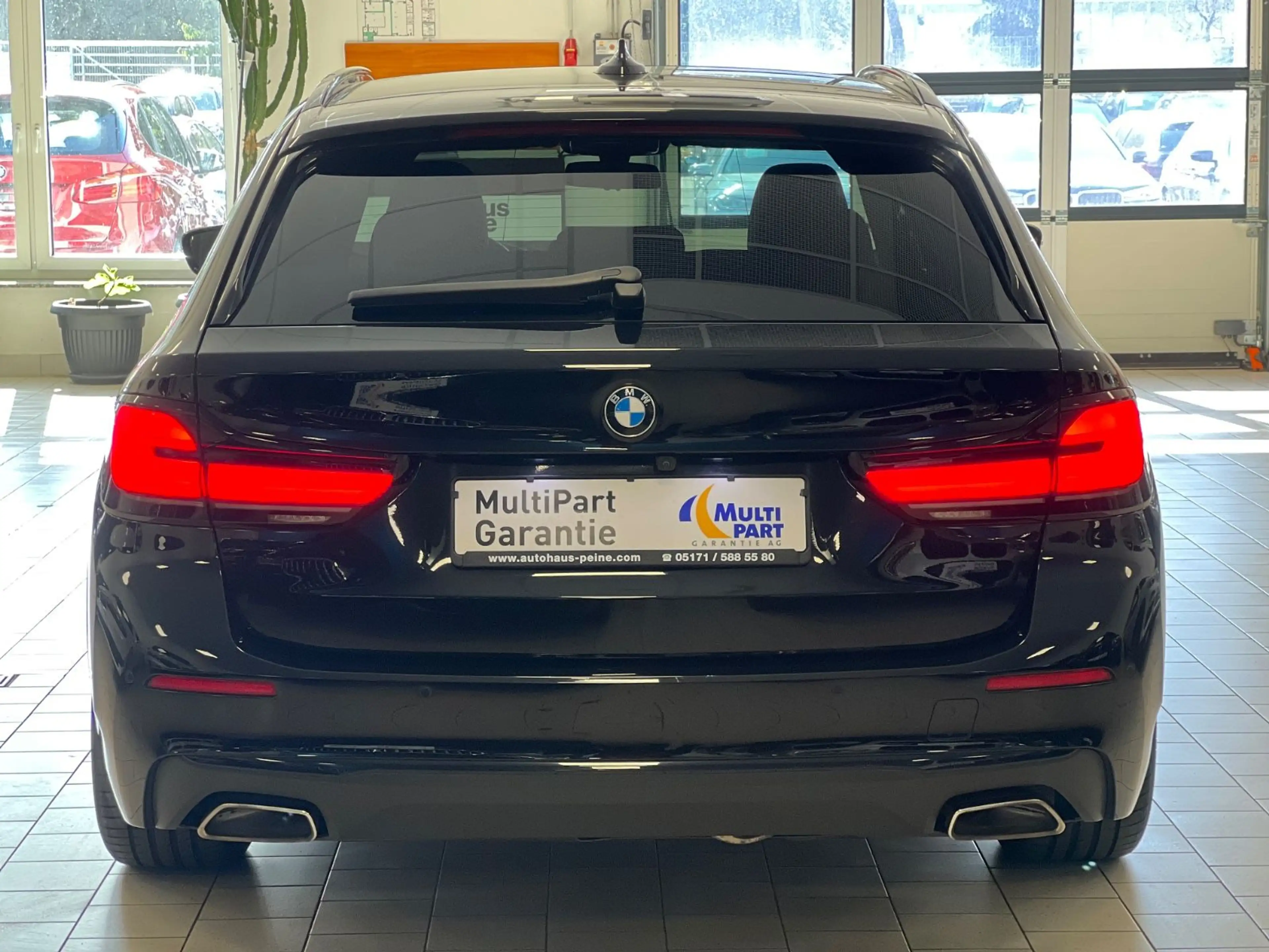 BMW 540 d xDrive SAG/HUD/Laser/AHK/ParkAss/SportSitze — photo 9