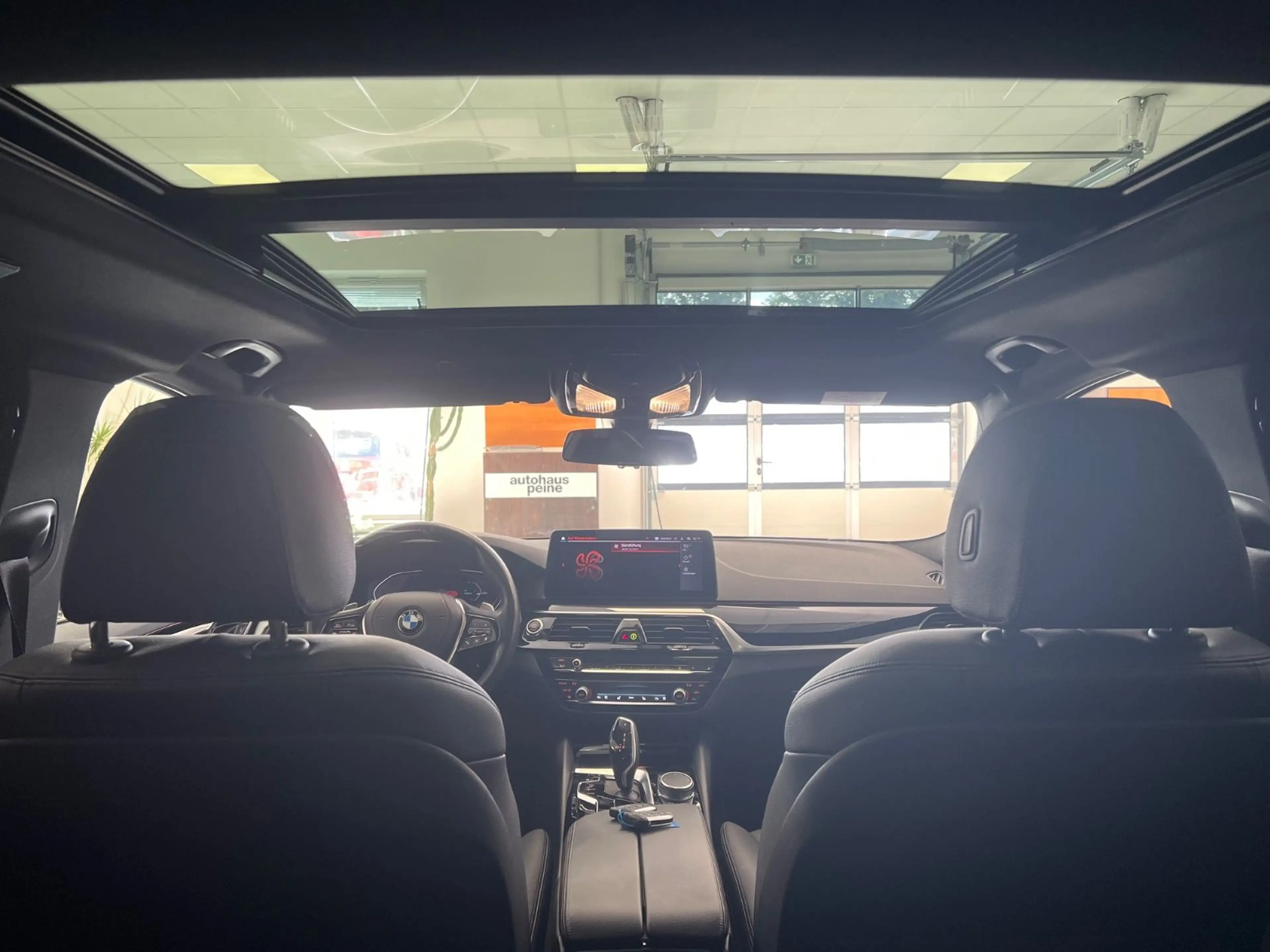 BMW 540 d xDrive SAG/HUD/Laser/AHK/ParkAss/SportSitze — photo 12