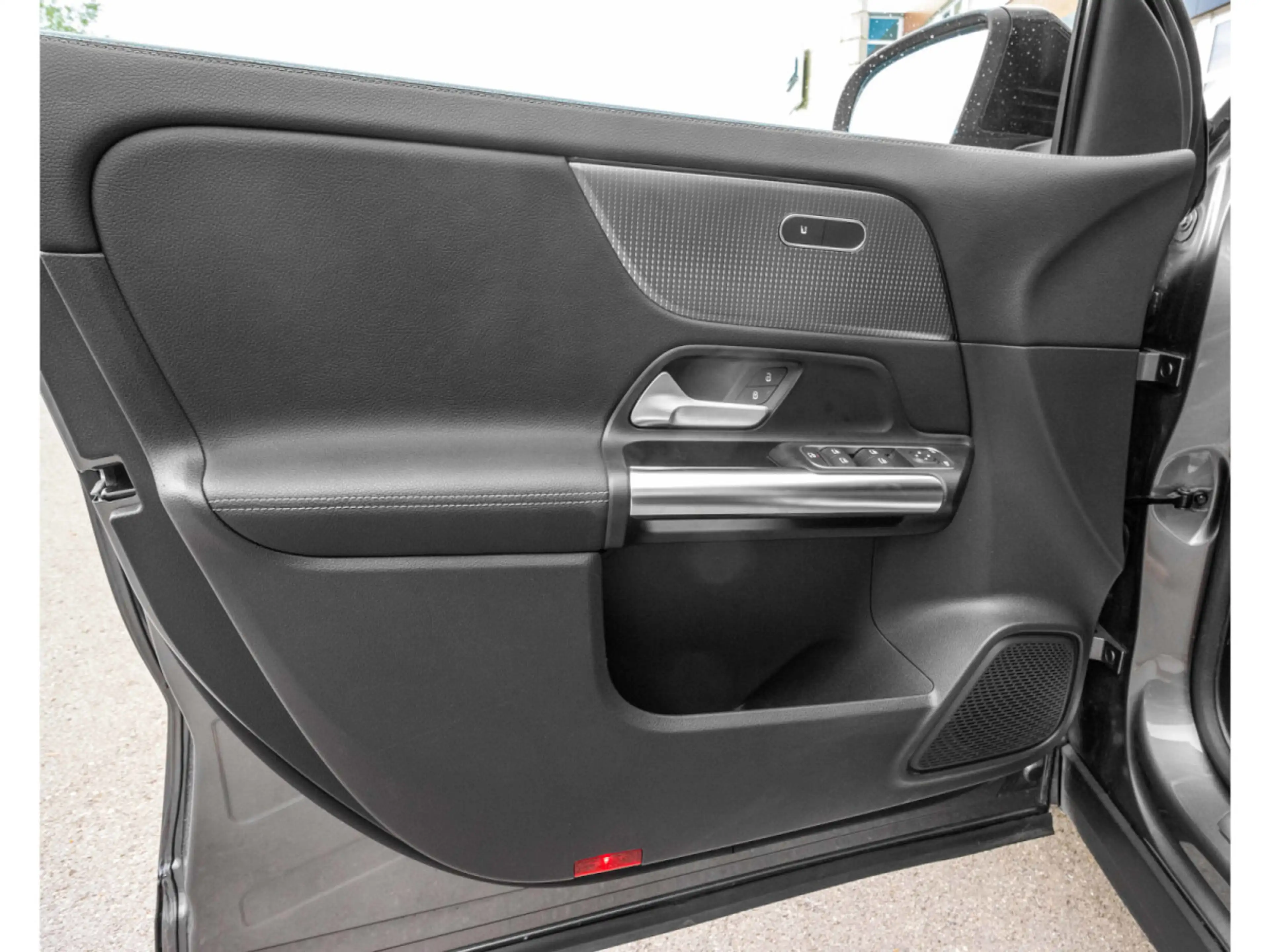 Mercedes-Benz GLA 180 GLA 180/APPLECARPLAY/AMG/18/KAMERA/LED/MERCEDES SE — photo 15