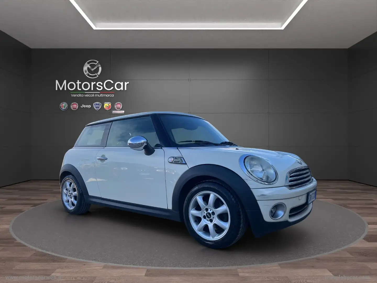 MINI Cooper Abbey Road Beige - 1