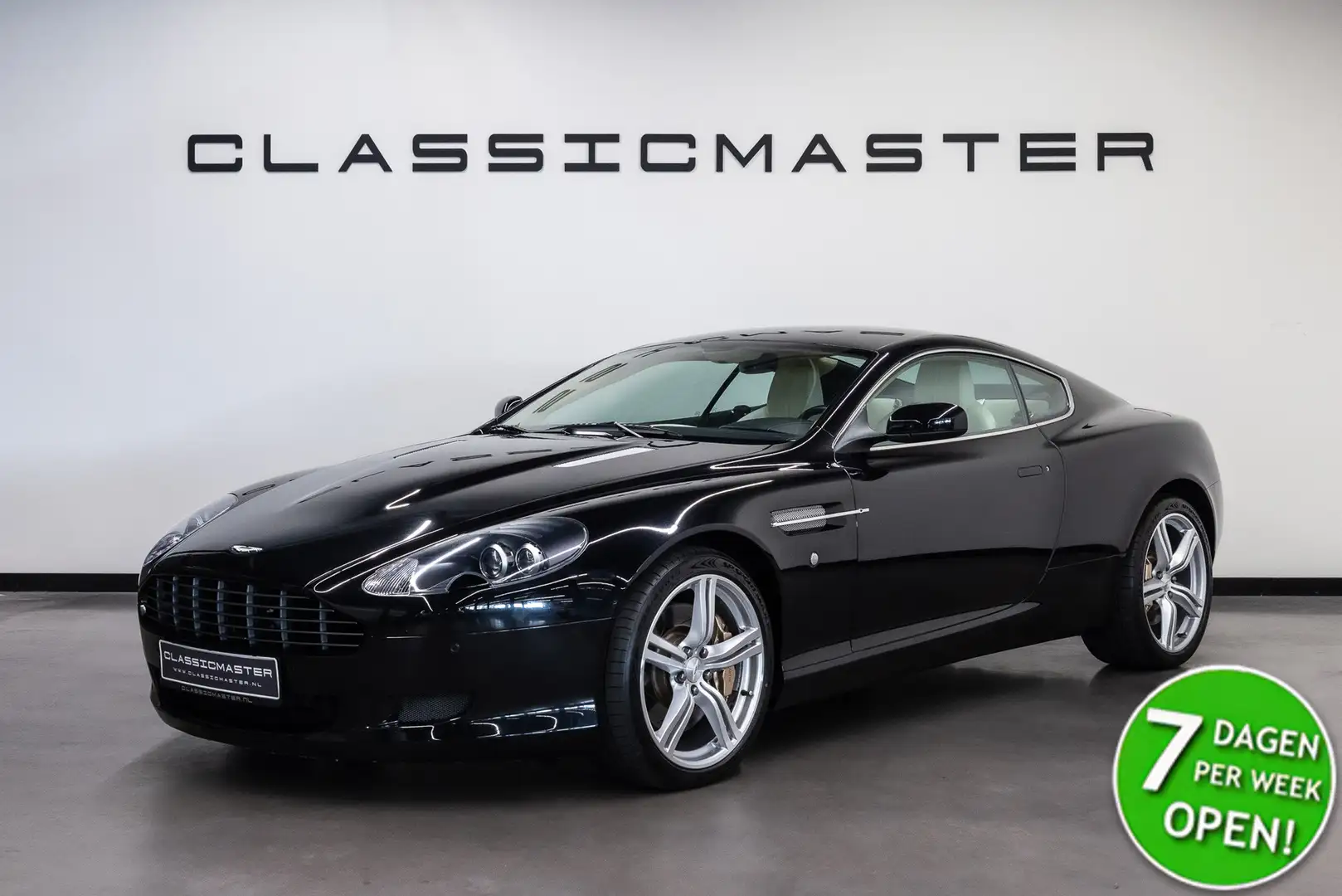 Aston Martin DB9 5.9 V12 Touchtronic Btw auto, Fiscale waarde € 22. Zwart - 1