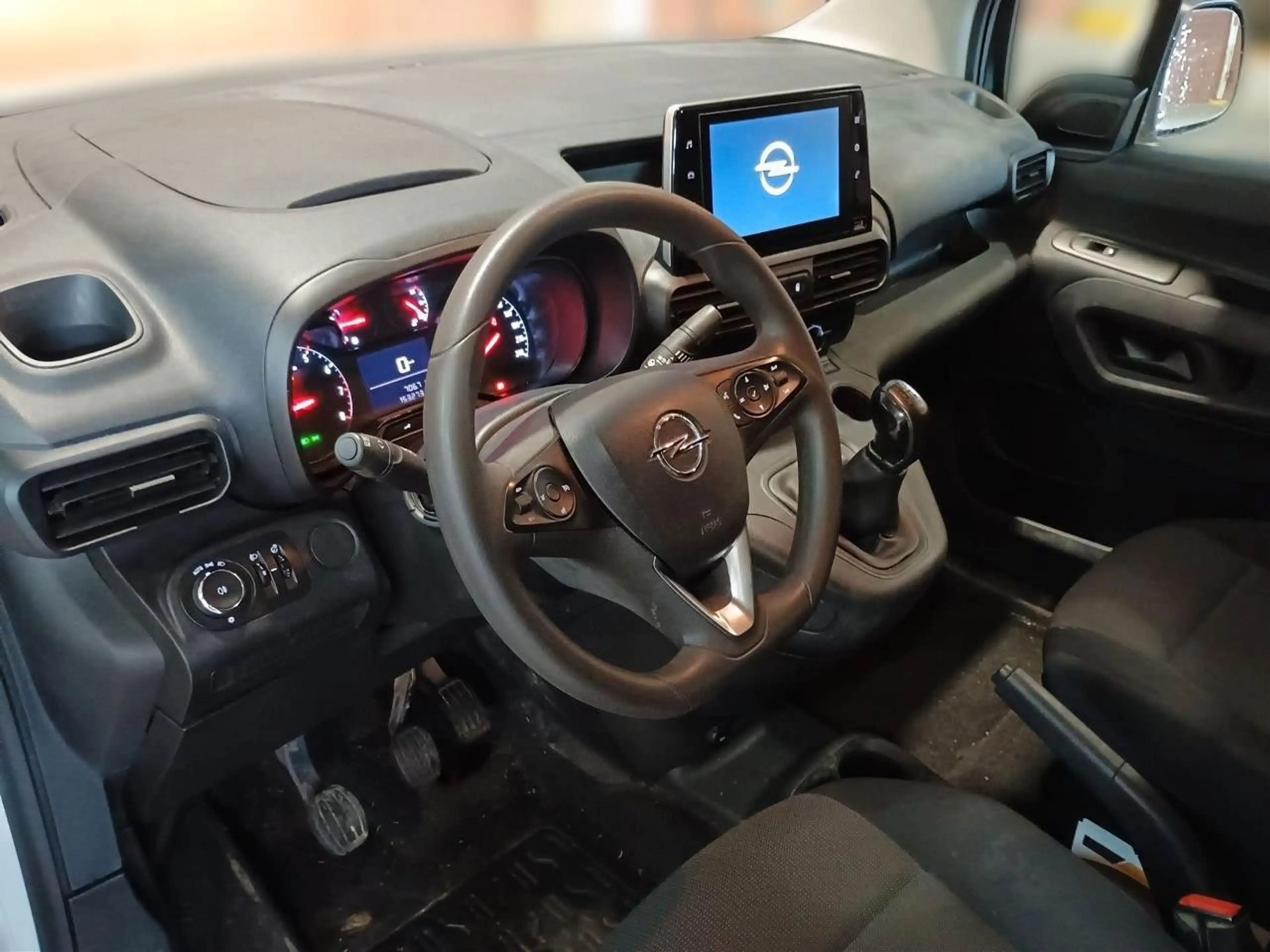 Opel Combo E Cargo Edition mit Klimaanlage/Garantie — photo 7