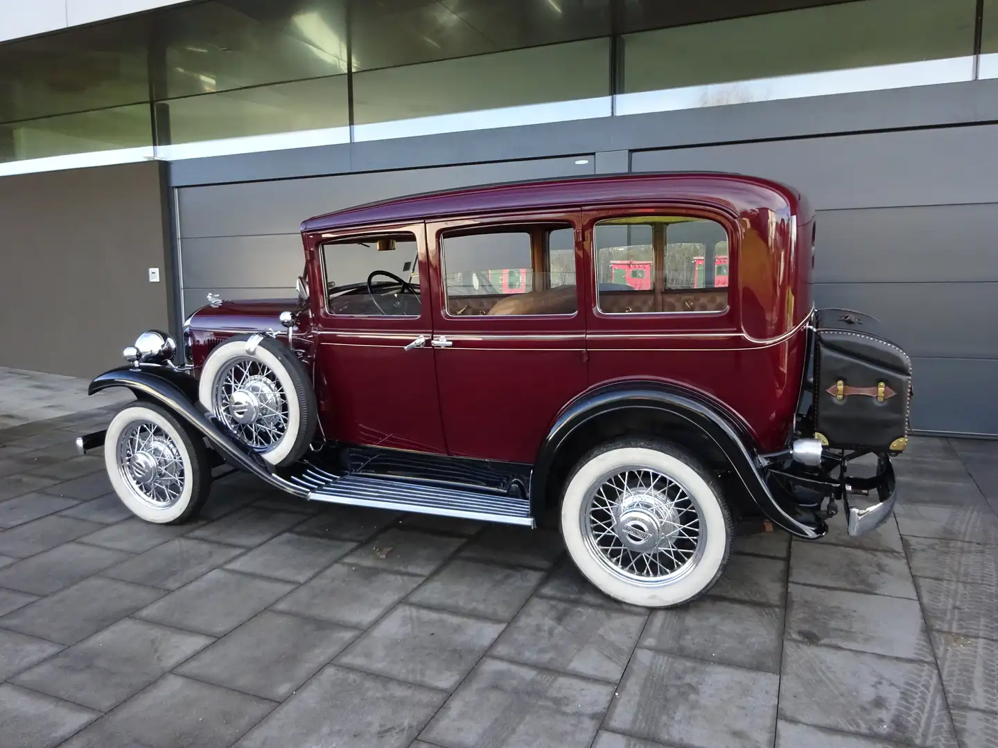 Oldtimer Chrysler Plymouth Rosso - 2
