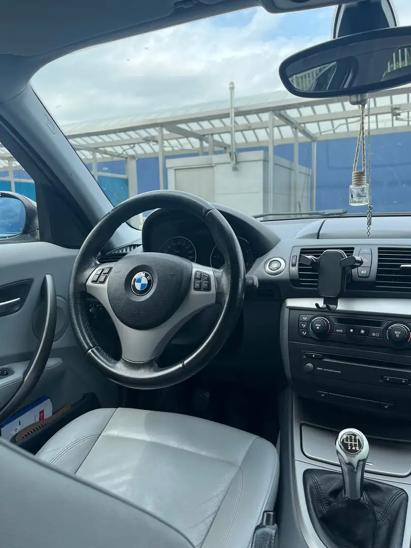 BMW 118 e87 118d Gris - 1