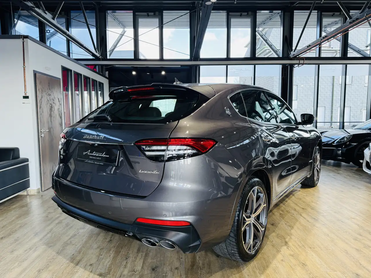 Maserati Levante 2021 — фото 7