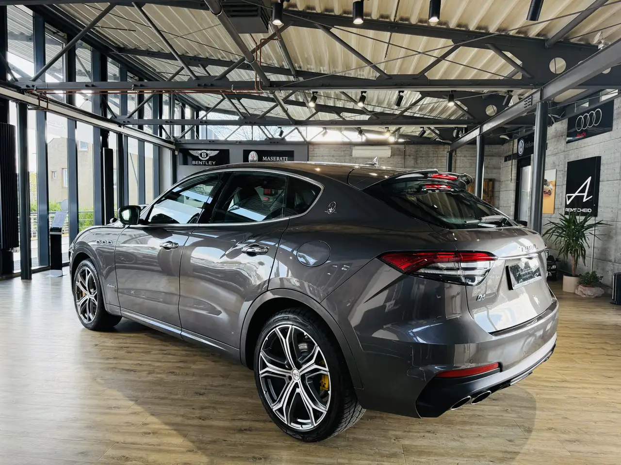 Maserati Levante 2021