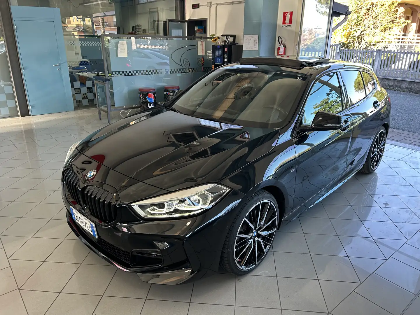 BMW 120 Serie 1 F40 120i Msport auto Noir - 1