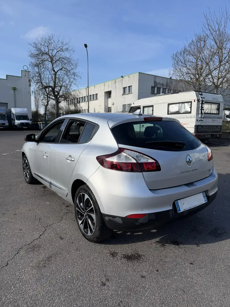 Renault Megane Mégane III TCE 130 Bose Edition EDC E6 - 2