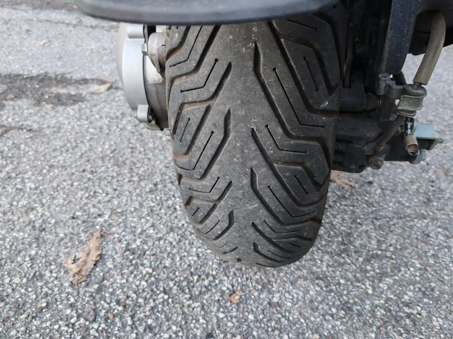 Kymco Xciting 400i Alb - 2