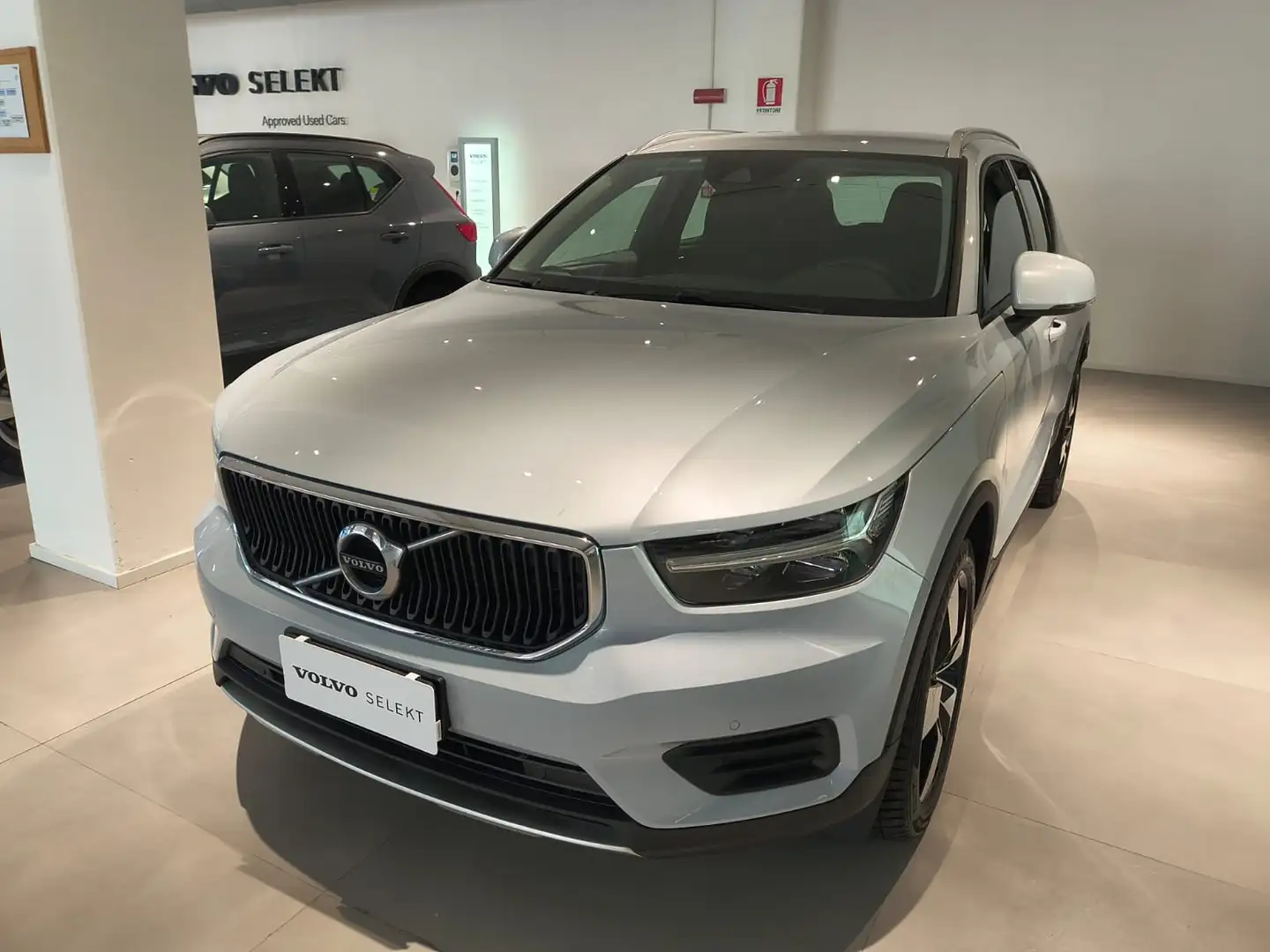 Volvo XC40 XC40 1.5 t2 Momentum my21 Grigio - 1