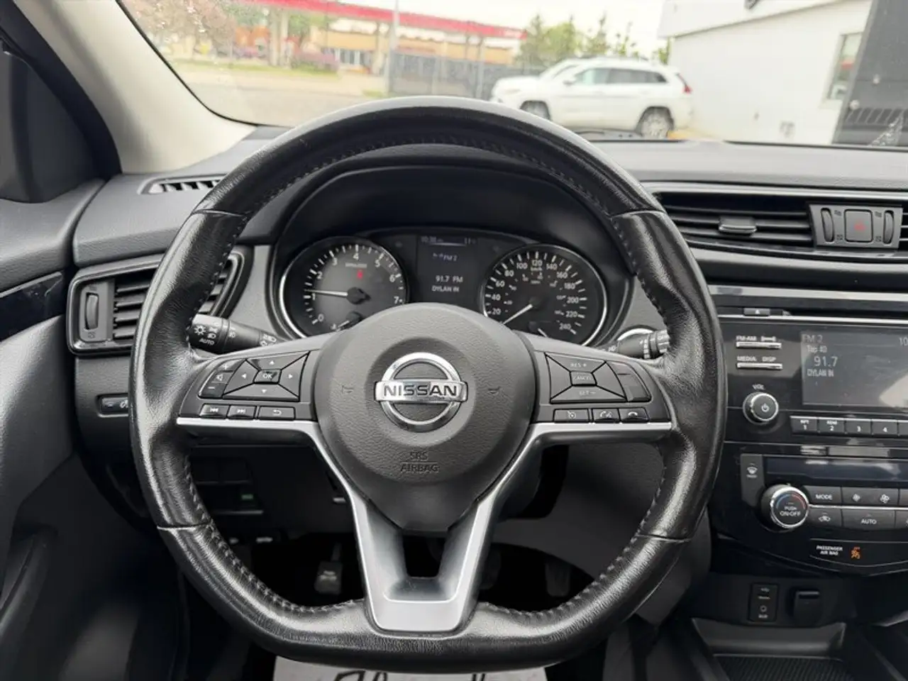 Nissan Rogue fotografie Nissan Rogue