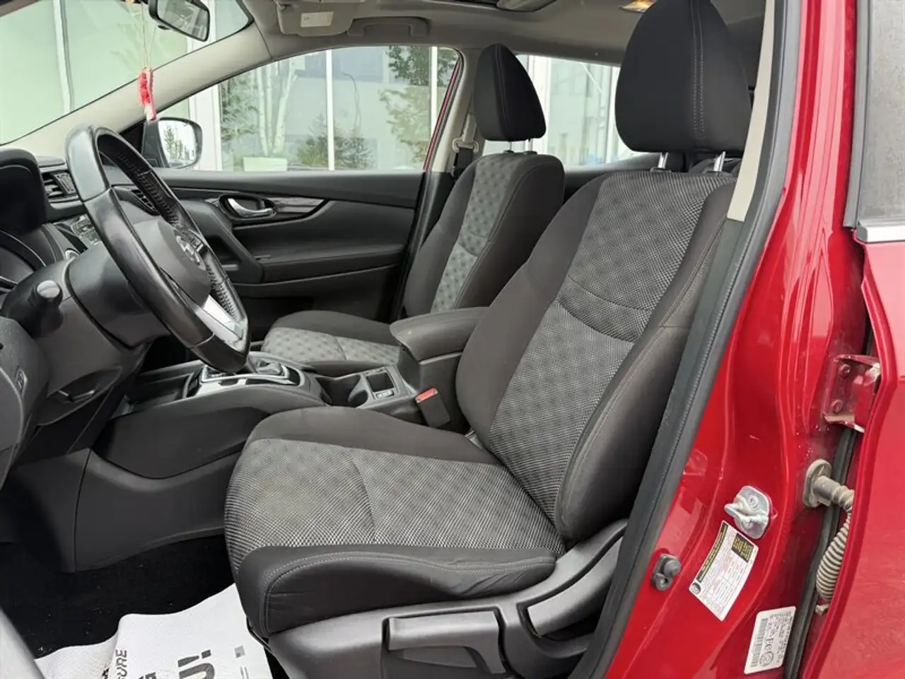 Nissan Rogue fotografie Nissan Rogue