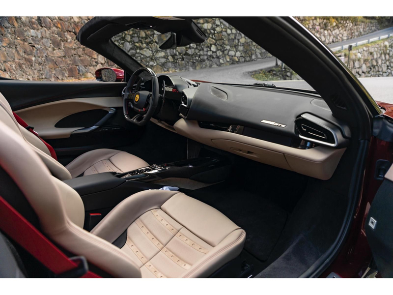 Ferrari 296 GTS GTS/ SURROUND VIEW/ ALL CARBON/ ACC — photo 8