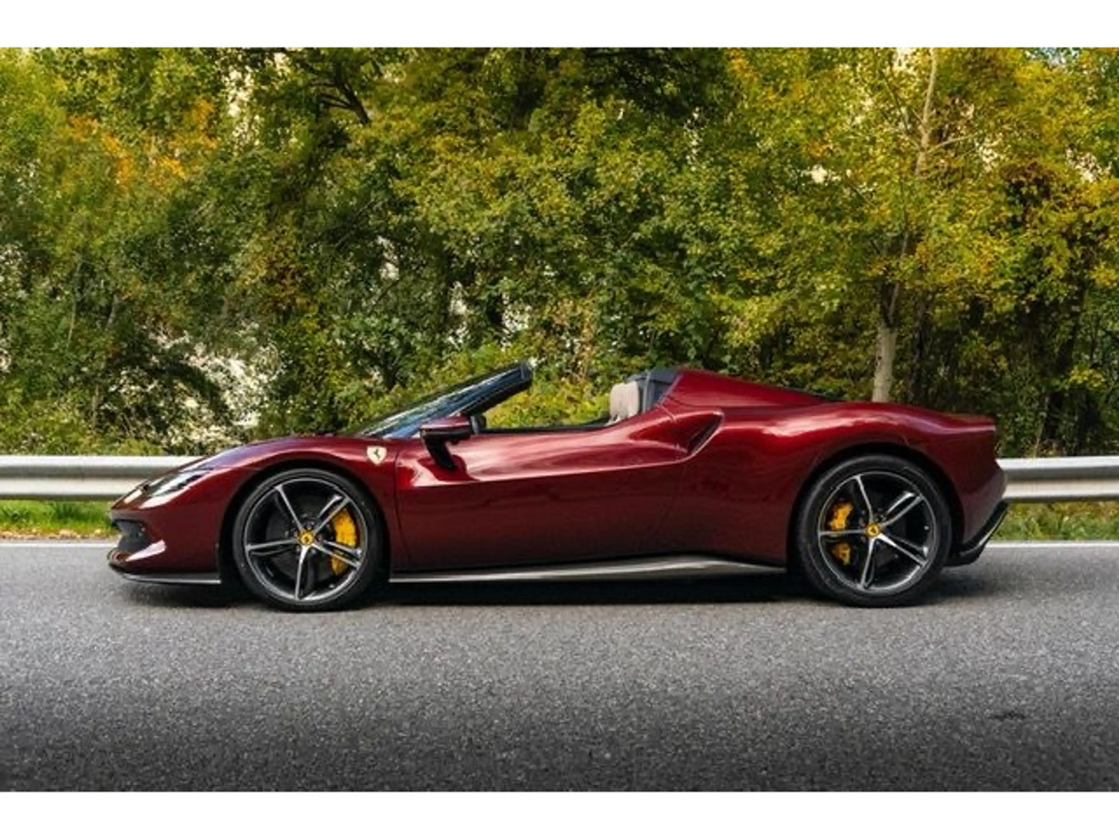 Ferrari 296 GTS GTS/ SURROUND VIEW/ ALL CARBON/ ACC — photo 4