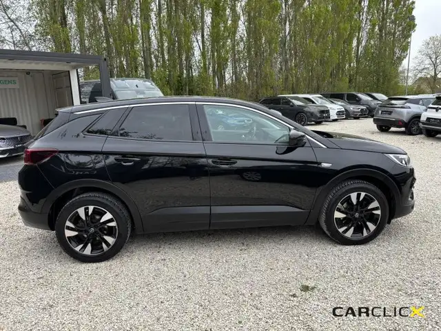 Opel Grandland view 6