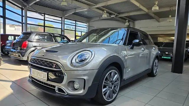 MINI Cooper SD Clubman *All4*AHK*Automatik*SHZ*Pano*