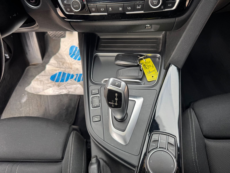 BMW 330 d xDrive Sport Line Automatic/Garantie !!! — photo 17