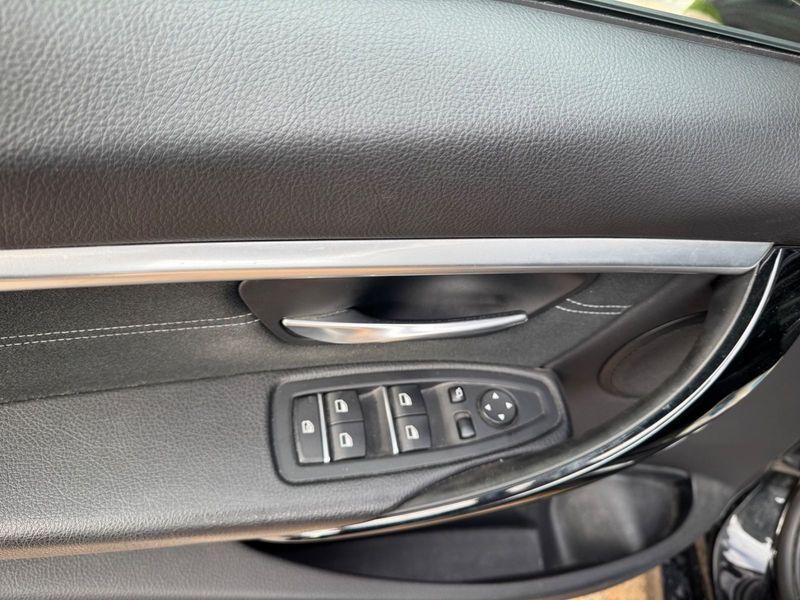BMW 330 d xDrive Sport Line Automatic/Garantie !!! — photo 15