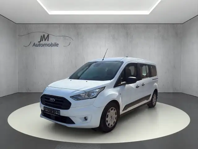 Ford Tourneo Connect view 2