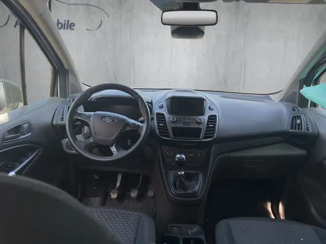 Ford Tourneo Connect view 13