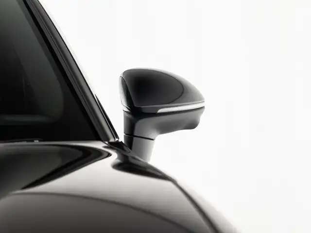 Porsche Macan view 13