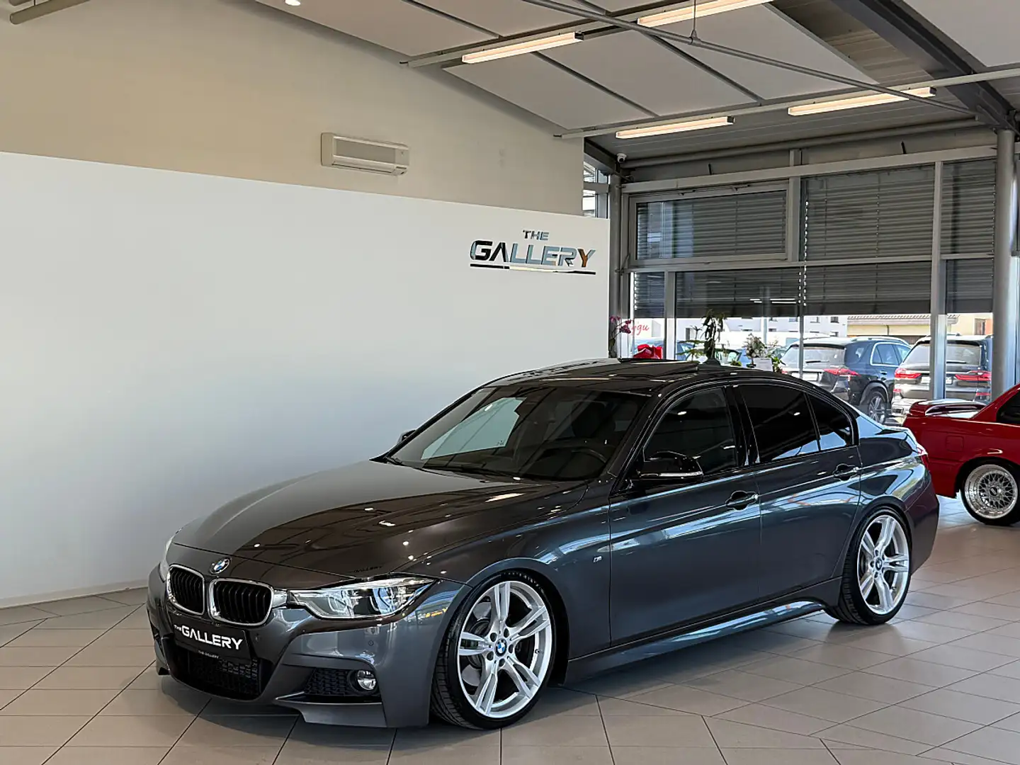 BMW 330 d M Sport Aut.*KW-Gewinde*Schiebedach*Memory*He... Grau - 2