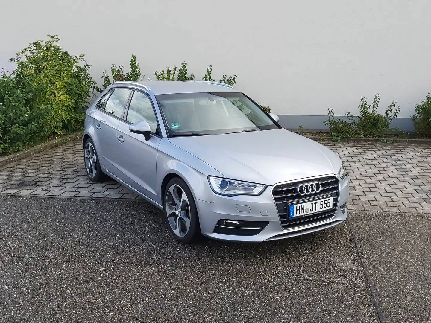Audi A3 1.4 TFSI Sportback Ambiente Silber - 1