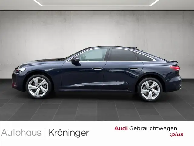 Audi A5 view 3