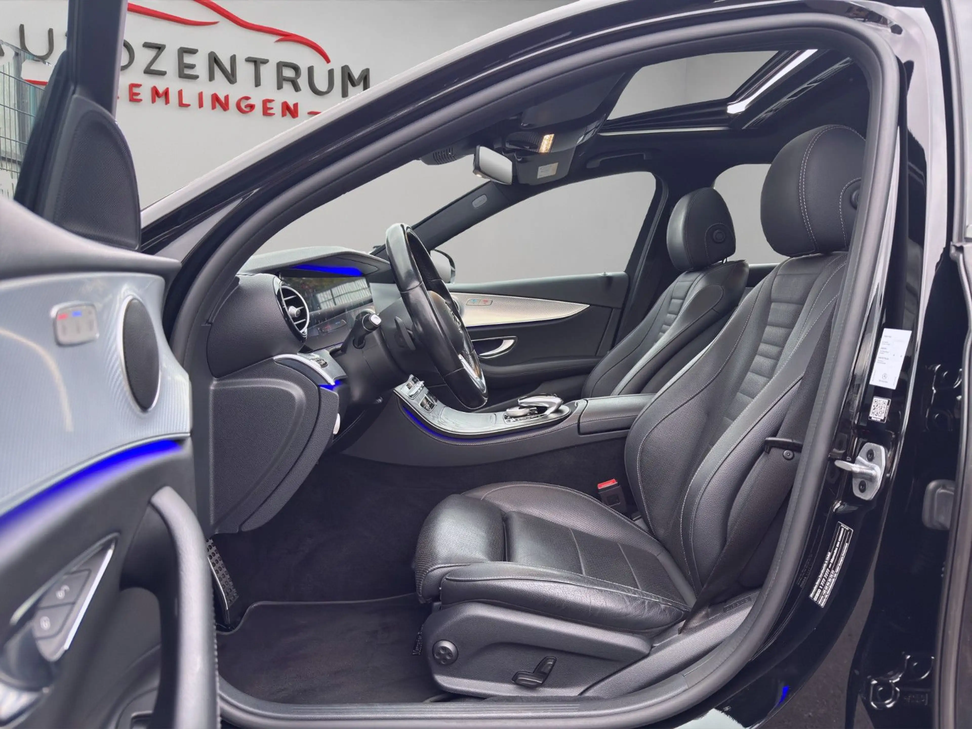 Mercedes-Benz E 400 d 4Matic eGSD MULTIB WIDESCREEN AHK KEYLESS — photo 9