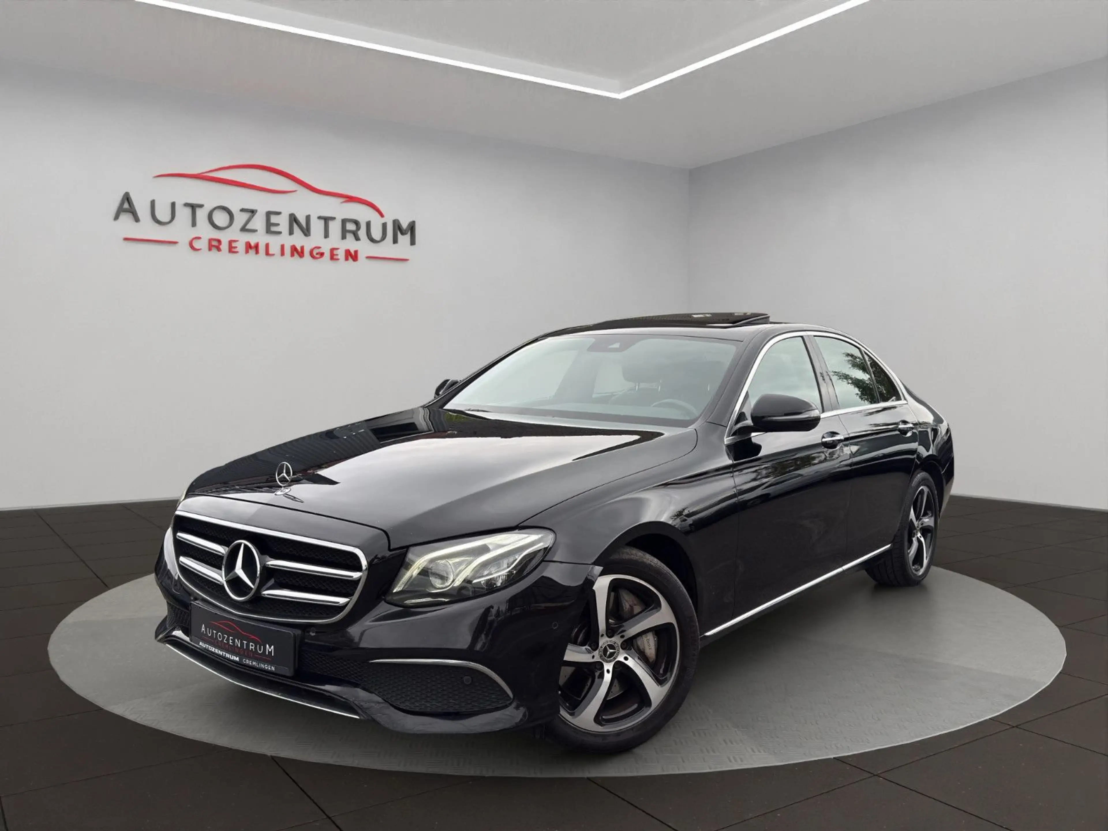 Mercedes-Benz E 400 d 4Matic eGSD MULTIB WIDESCREEN AHK KEYLESS