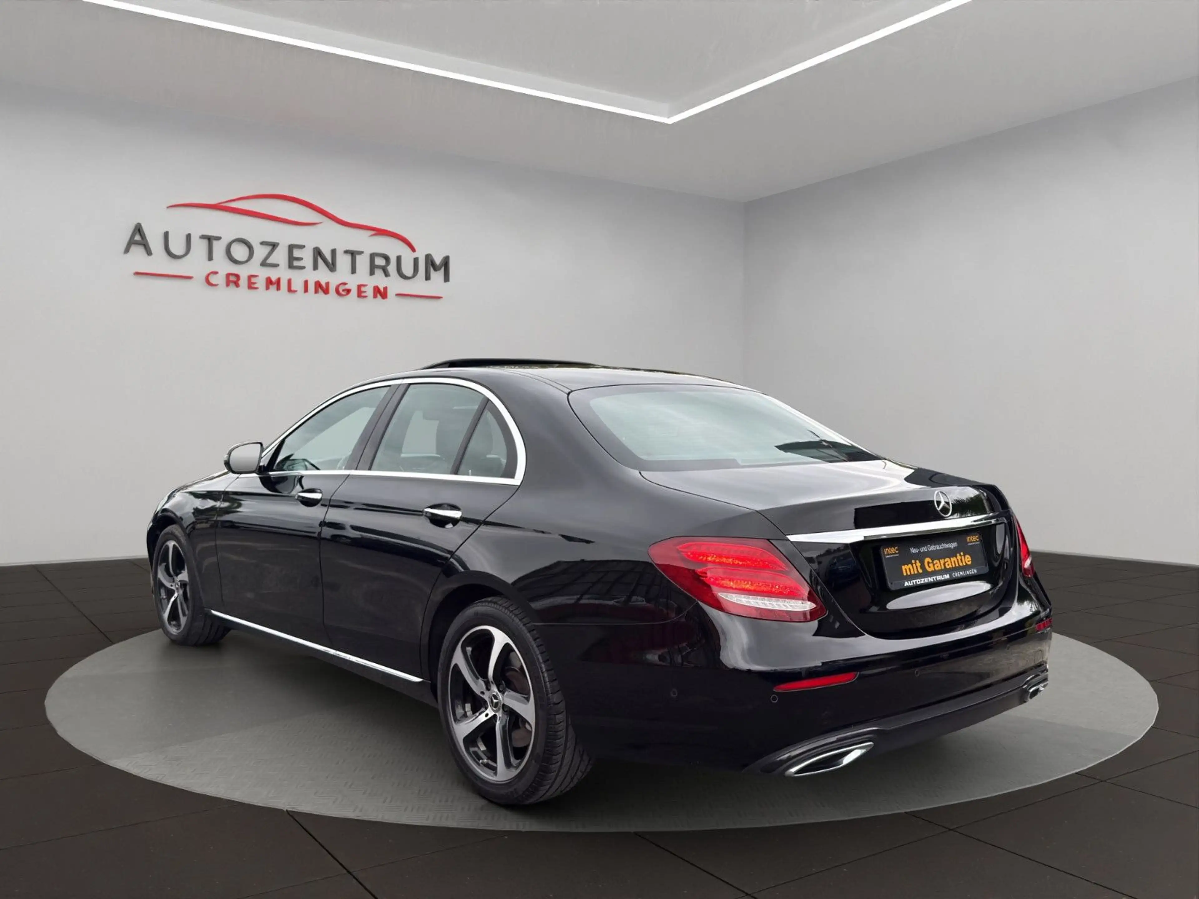 Mercedes-Benz E 400 d 4Matic eGSD MULTIB WIDESCREEN AHK KEYLESS — photo 7