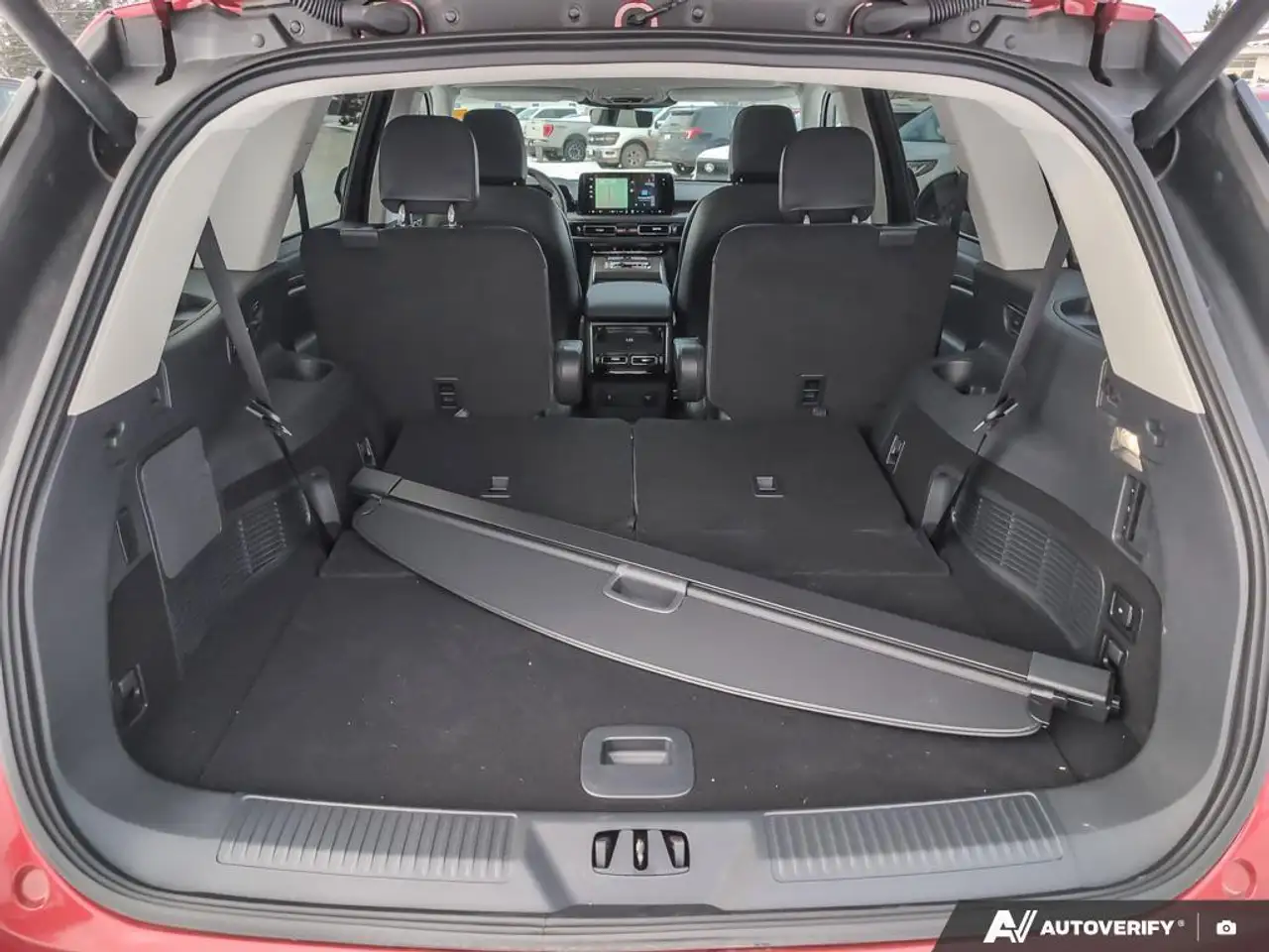Lincoln Aviator снимка Lincoln Aviator