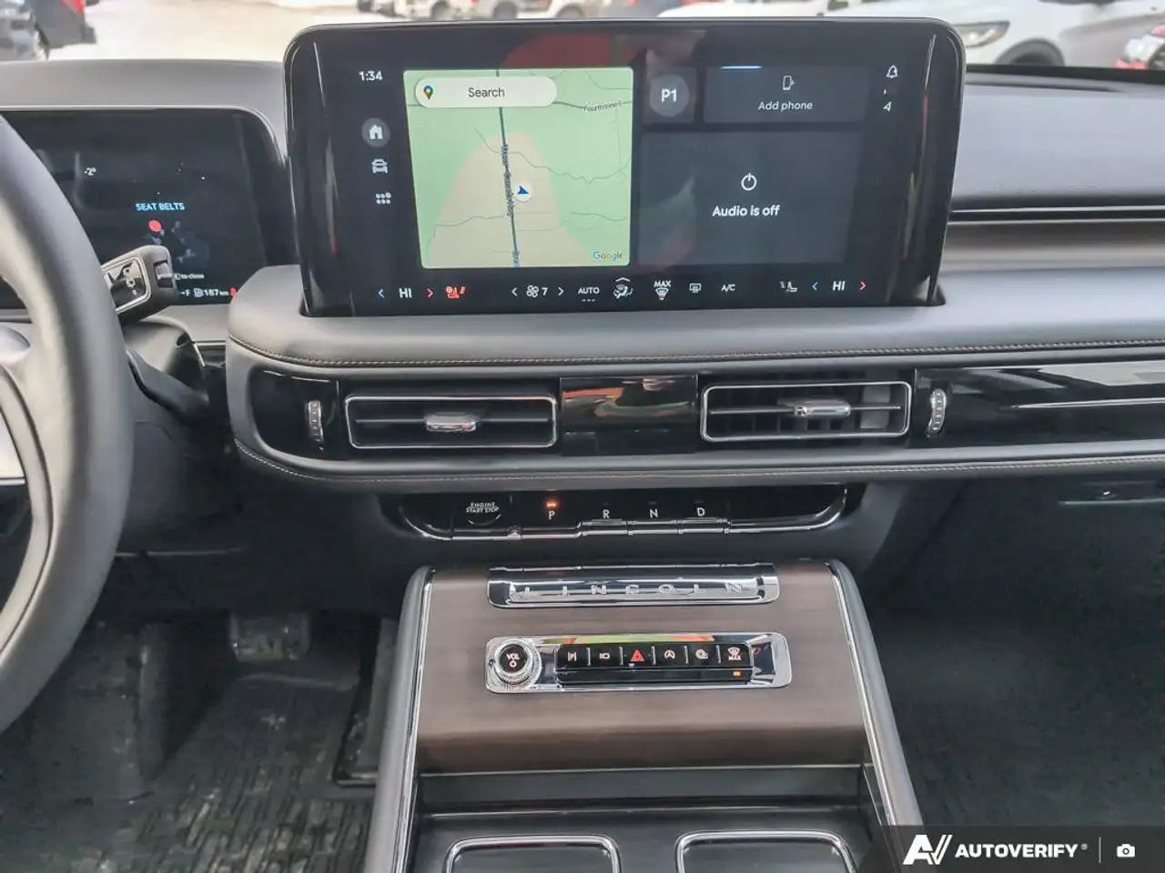 Lincoln Aviator снимка Lincoln Aviator