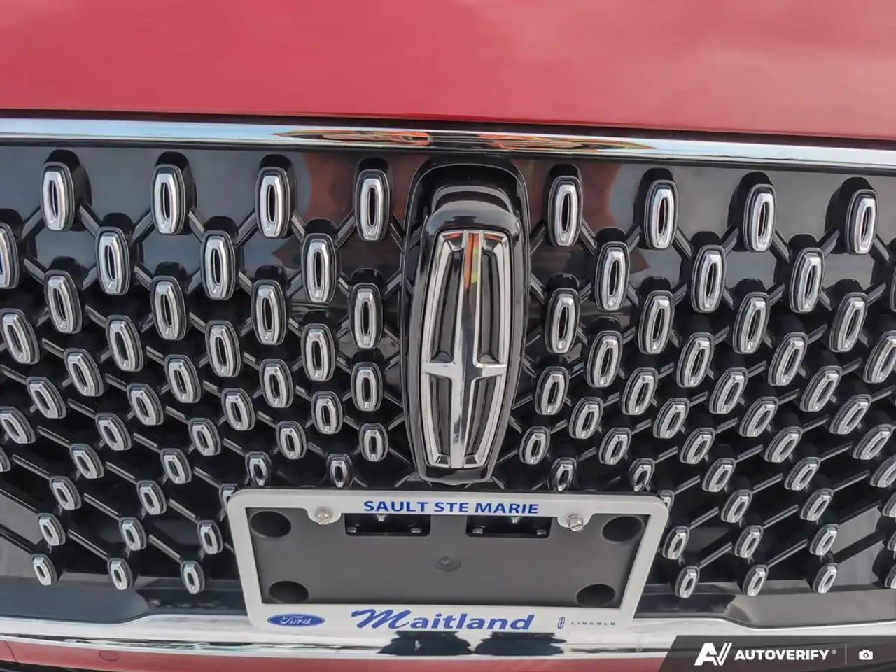 Lincoln Aviator снимка Lincoln Aviator