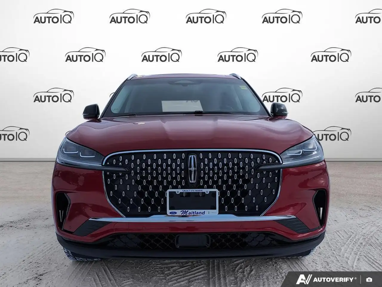 Lincoln Aviator снимка Lincoln Aviator
