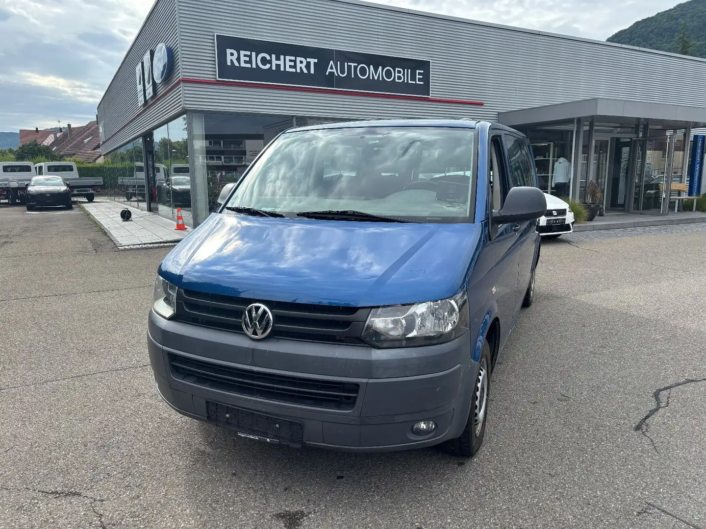 Volkswagen T5 Transporter Kasten-Kombi Kombi lang 4Motion Albastru - 2