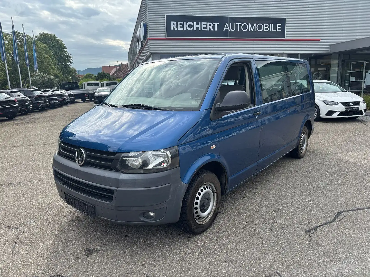 Volkswagen T5 Transporter Kasten-Kombi Kombi lang 4Motion Albastru - 1