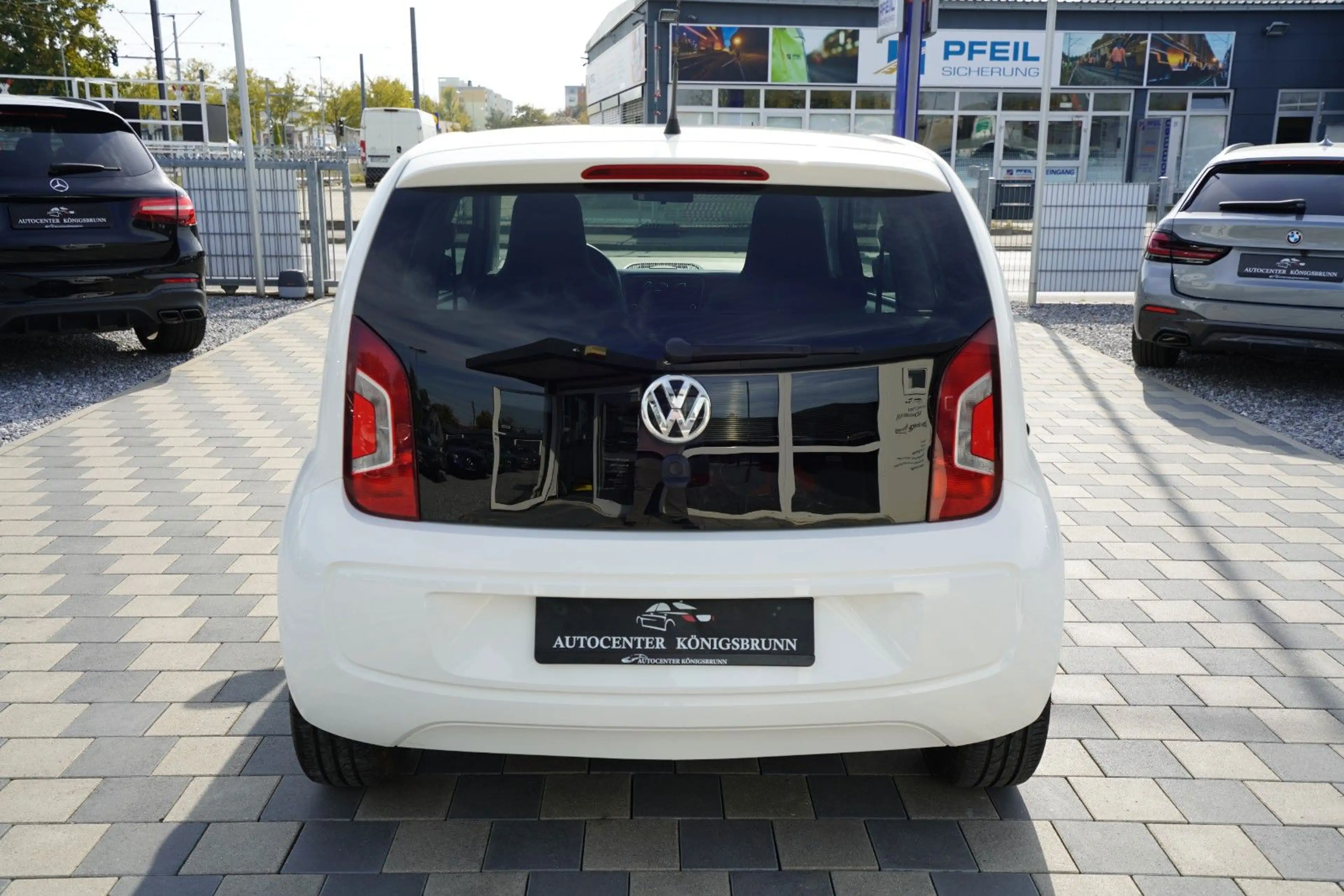Volkswagen up! groove up!*2.Hand*Sitzheizung*Klima*Fender Sound — photo 6