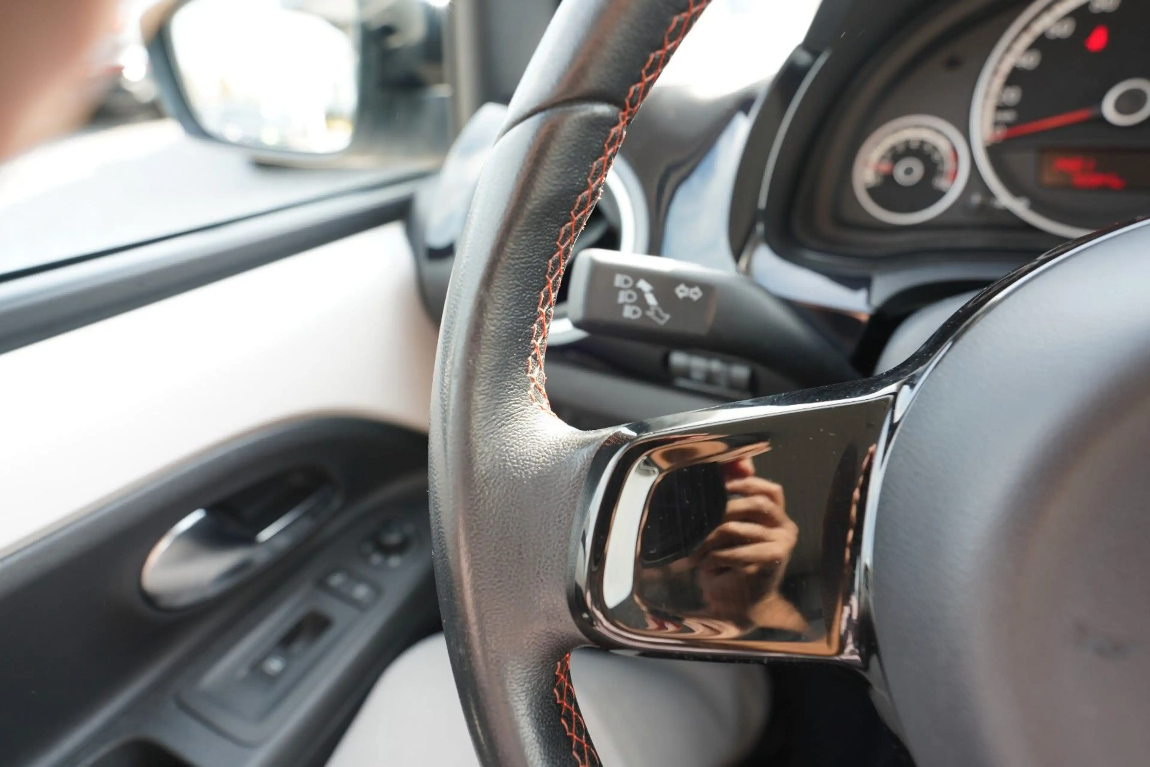 Volkswagen up! groove up!*2.Hand*Sitzheizung*Klima*Fender Sound — photo 12