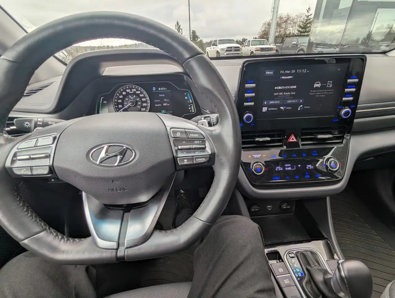 Hyundai IONIQ снимка Hyundai IONIQ